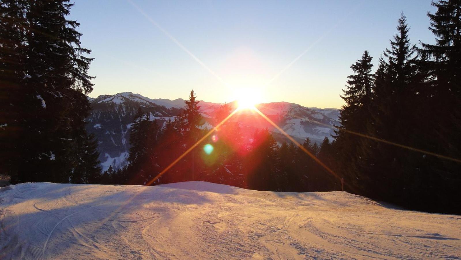 Ski-In, Ski-Out By Apartment Managers Kirchberg in Tirol Ngoại thất bức ảnh